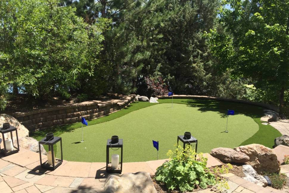 Backyard putting green in Nevada